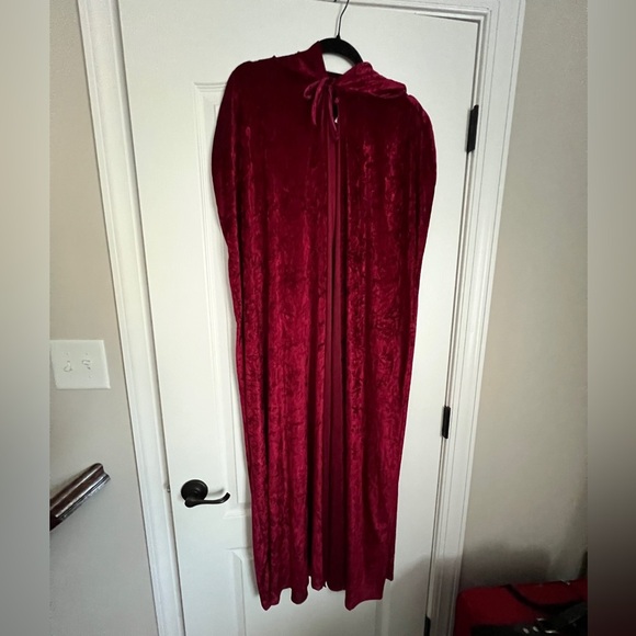 DISGUISE Red Robe with Hood - Picture 4 of 7